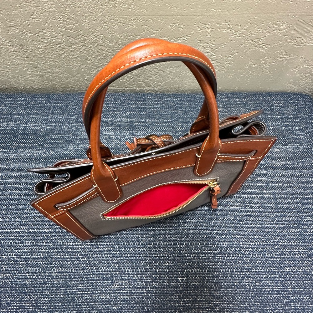 Dooney & Bourke handbag - Picture 7 of 14